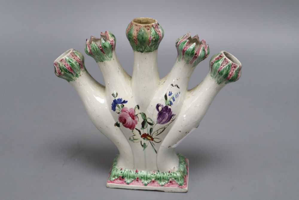 An early 19th century pearlware tulip vase, width 19cm